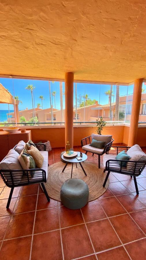 Ikram Front Beach Bermuda Beach Apartman Estepona Kültér fotó
