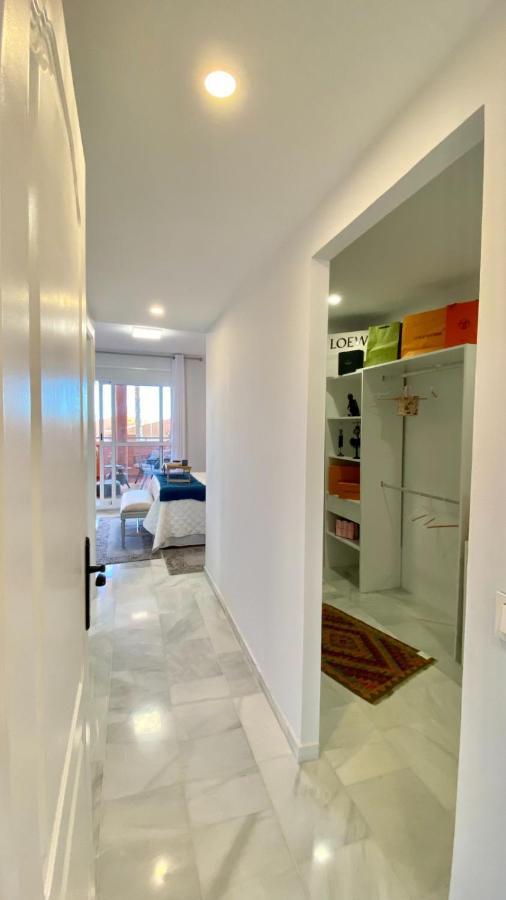 Ikram Front Beach Bermuda Beach Apartman Estepona Kültér fotó